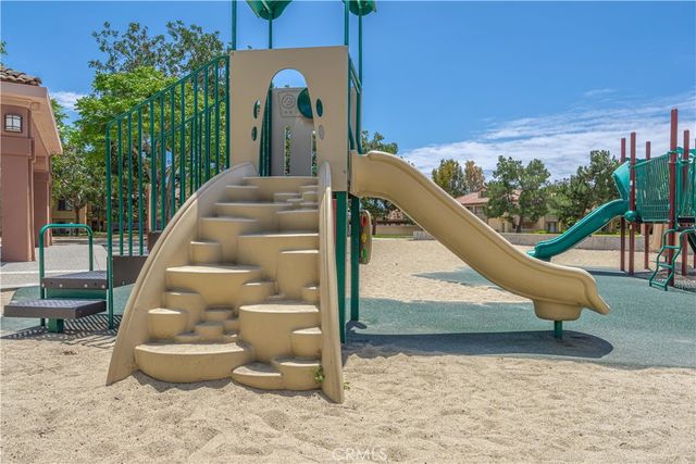 7 Medici Ais, Irvine, CA 92606