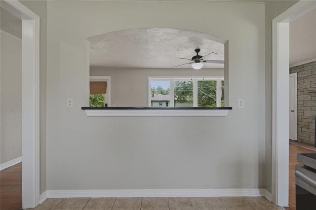 1408 Oxford Way, The Village, OK 73120