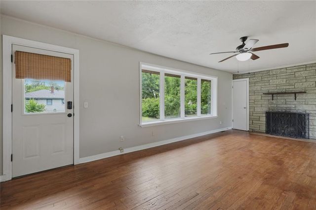 1408 Oxford Way, The Village, OK 73120