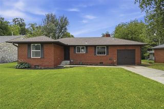 1408 Oxford Way, The Village, OK 73120