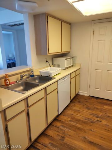 3550 Bay Sands Drive 2016, Laughlin, NV 89029