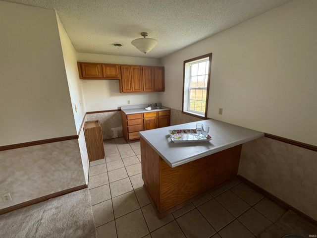 5664 S 500 W Road, Columbia City, IN 46725