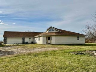 5664 S 500 W Road, Columbia City, IN 46725
