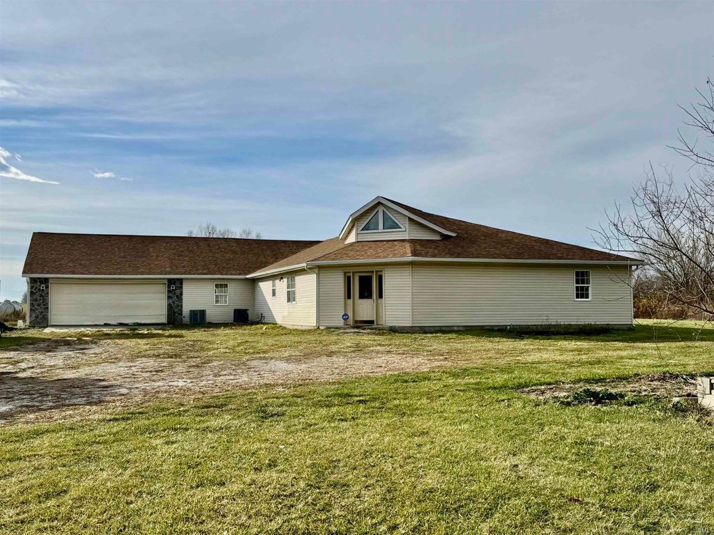 5664 S 500 W Road, Columbia City, IN 46725