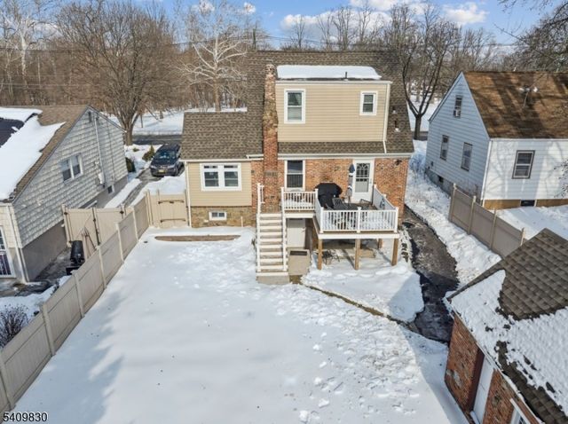 688 W Lake Ave, Rahway City, NJ 07065