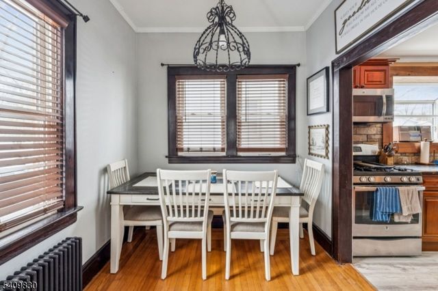 688 W Lake Ave, Rahway City, NJ 07065