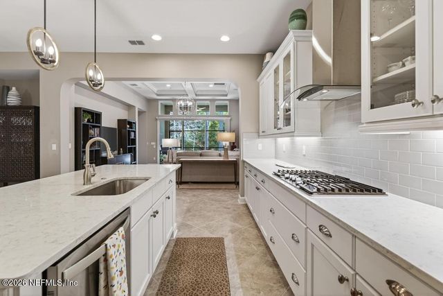 465 WINGSTONE Drive, Jacksonville, FL 32081