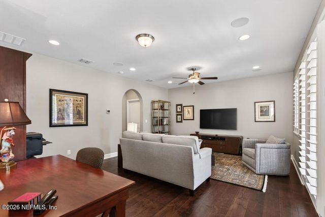 465 WINGSTONE Drive, Jacksonville, FL 32081