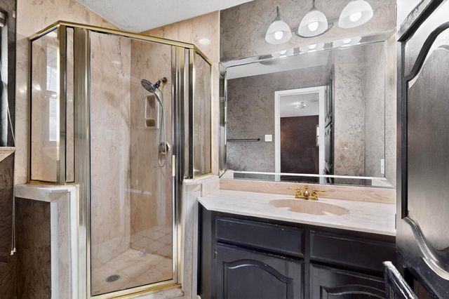 716 W Pleasantview Drive, Hurst, TX 76054