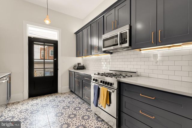 2221 13TH ST NW, Washington, DC 20009