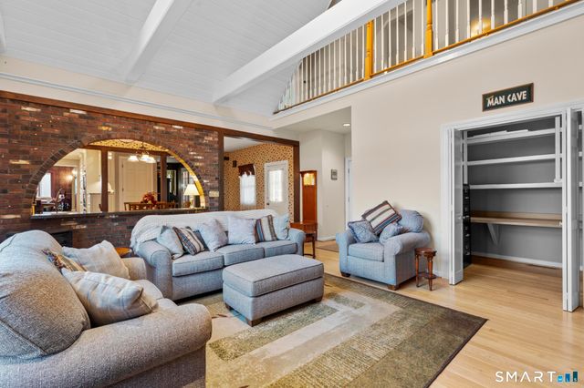 30 Cherry Ridge Road, Middlefield, CT 06455