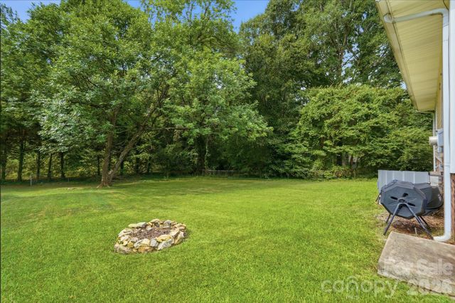 605 Powerline Avenue, Belmont, NC 28012
