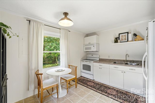 605 Powerline Avenue, Belmont, NC 28012