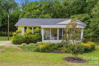 605 Powerline Avenue, Belmont, NC 28012