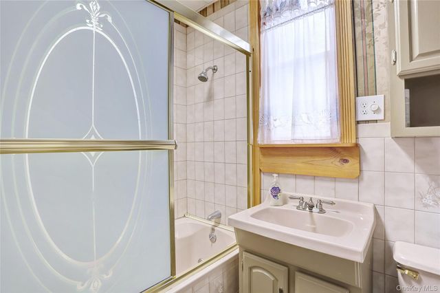 721 Vincent Avenue, Bronx, NY 10465