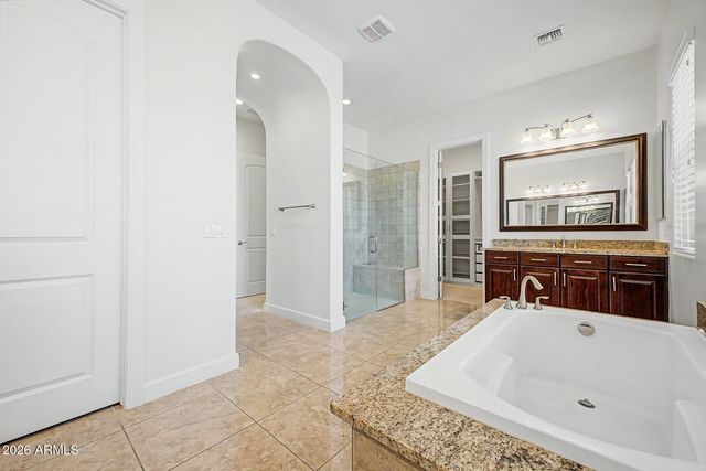 2923 E CONSTANCE Way, Phoenix, AZ 85042