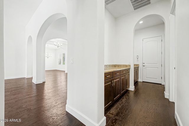 2923 E CONSTANCE Way, Phoenix, AZ 85042