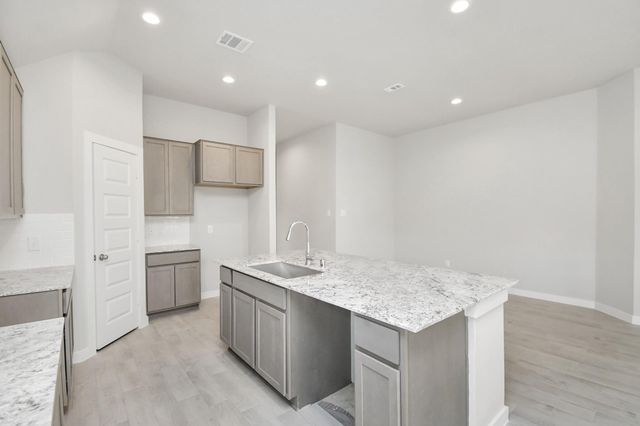 363 Ice Shore Trail, Dayton, TX 77535