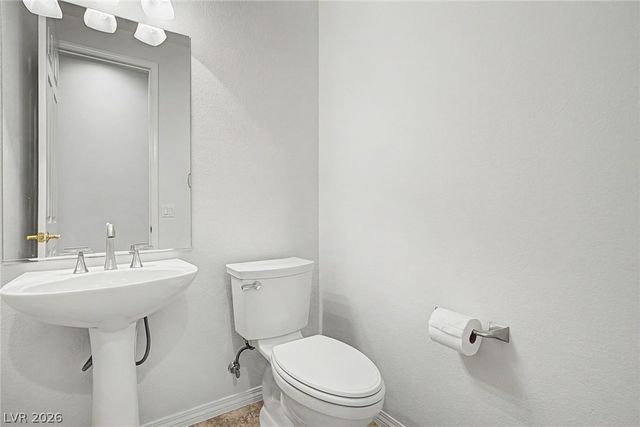7504 Via Del Mar Street, Las Vegas, NV 89131