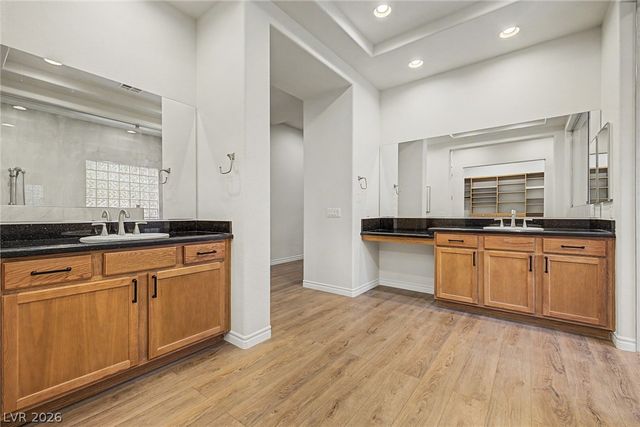 7504 Via Del Mar Street, Las Vegas, NV 89131