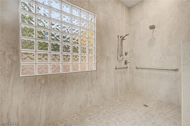 7504 Via Del Mar Street, Las Vegas, NV 89131