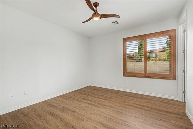 7504 Via Del Mar Street, Las Vegas, NV 89131