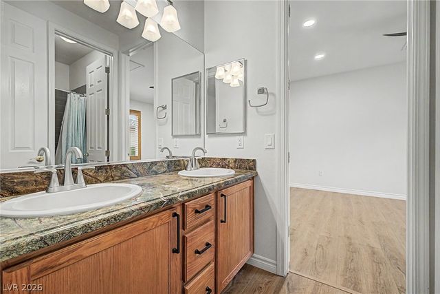 7504 Via Del Mar Street, Las Vegas, NV 89131