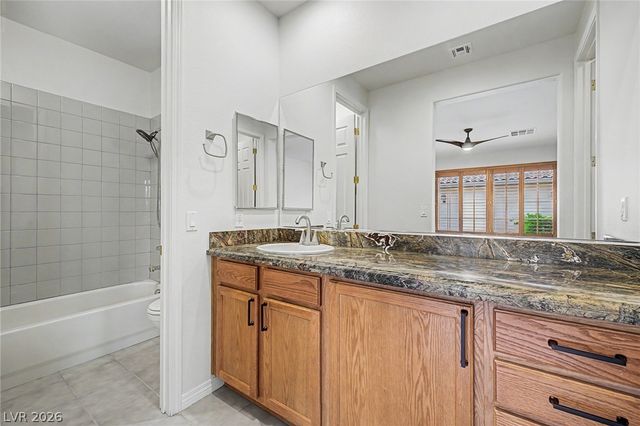 7504 Via Del Mar Street, Las Vegas, NV 89131