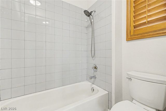 7504 Via Del Mar Street, Las Vegas, NV 89131