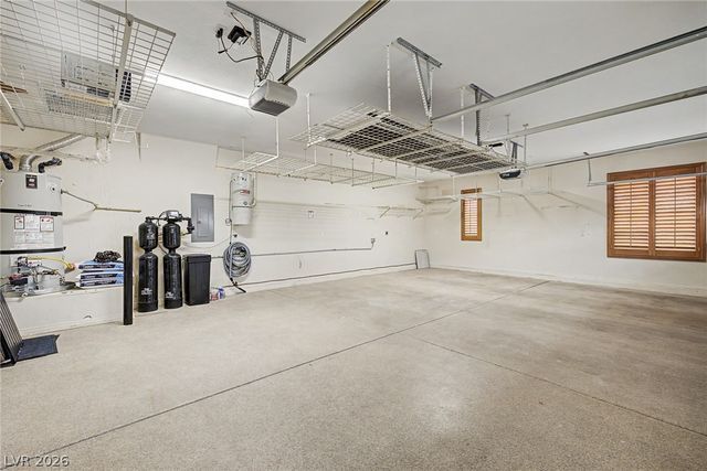 7504 Via Del Mar Street, Las Vegas, NV 89131