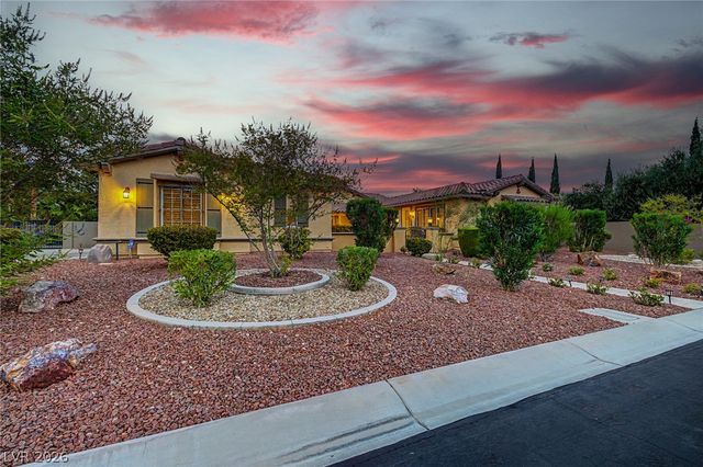 7504 Via Del Mar Street, Las Vegas, NV 89131