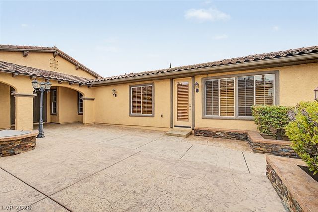 7504 Via Del Mar Street, Las Vegas, NV 89131