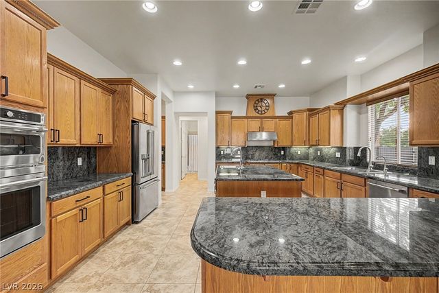 7504 Via Del Mar Street, Las Vegas, NV 89131