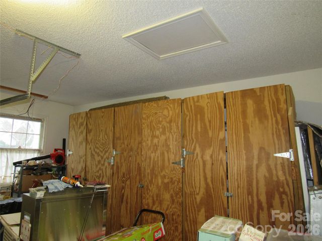 19 Westminster Drive, Asheville, NC 28804