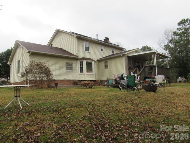 19 Westminster Drive, Asheville, NC 28804