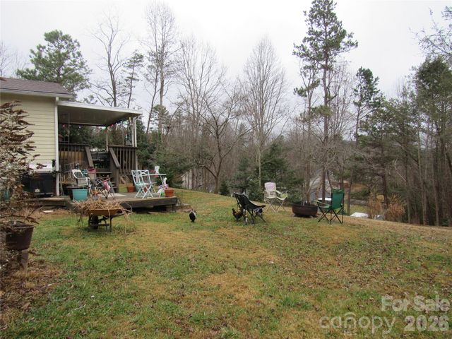 19 Westminster Drive, Asheville, NC 28804