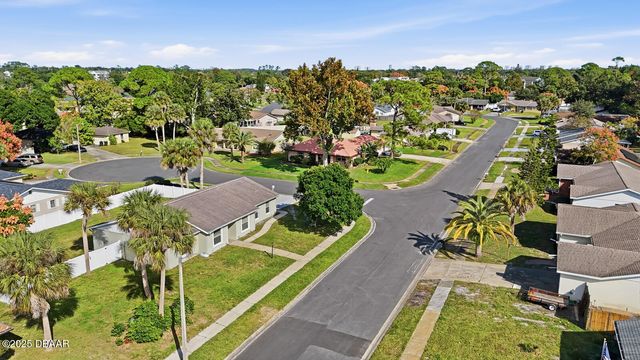 145 Springwood Drive, Daytona Beach, FL 32119
