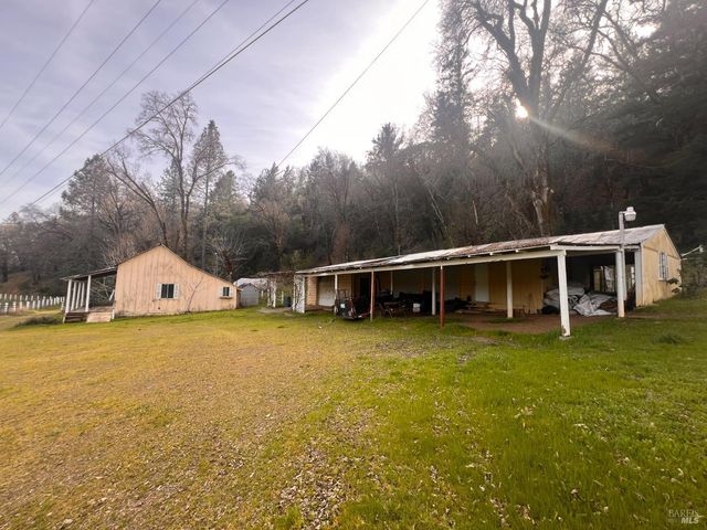 78951 Zenia Rd, Covelo, CA 95428