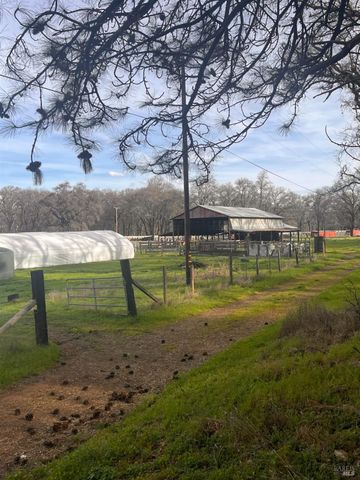 78951 Zenia Rd, Covelo, CA 95428