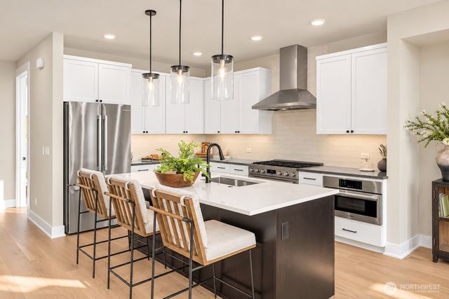 434 222nd Place SE, Sammamish, WA 98074