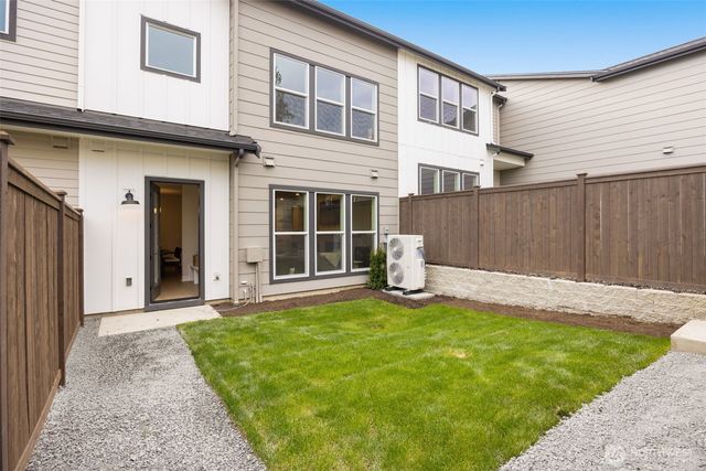 434 222nd Place SE, Sammamish, WA 98074