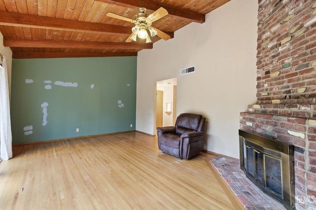 1819 Locust Ravine, Bakersfield, CA 93306