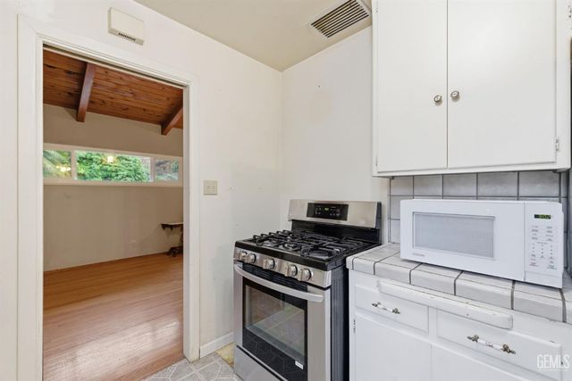 1819 Locust Ravine, Bakersfield, CA 93306