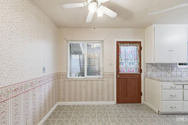 1819 Locust Ravine, Bakersfield, CA 93306