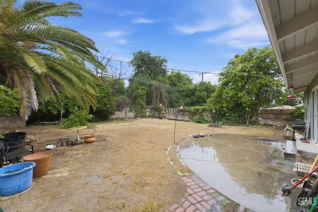 1819 Locust Ravine, Bakersfield, CA 93306