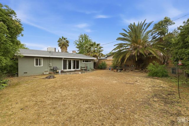 1819 Locust Ravine, Bakersfield, CA 93306