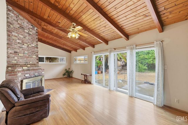 1819 Locust Ravine, Bakersfield, CA 93306
