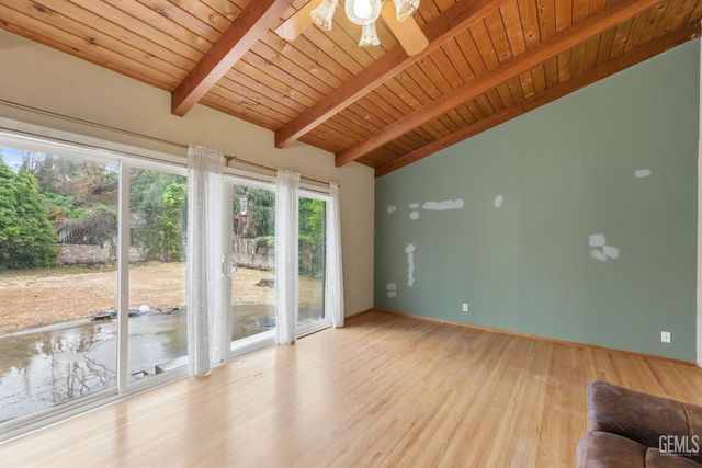 1819 Locust Ravine, Bakersfield, CA 93306