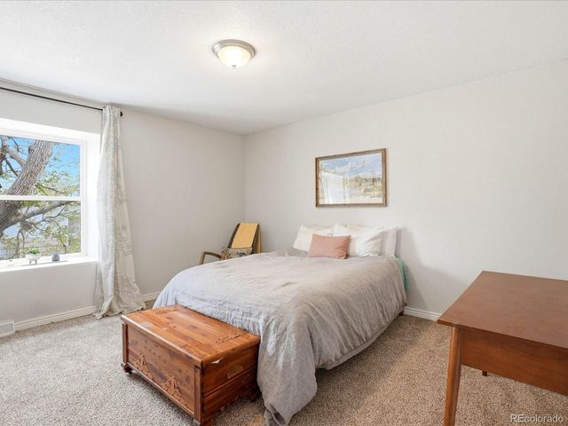 1527 S Owens St 12, Denver, CO 80232