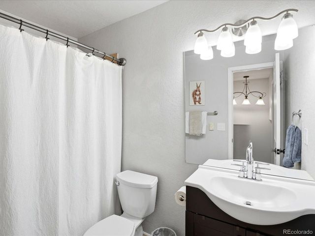 1527 S Owens St 12, Denver, CO 80232